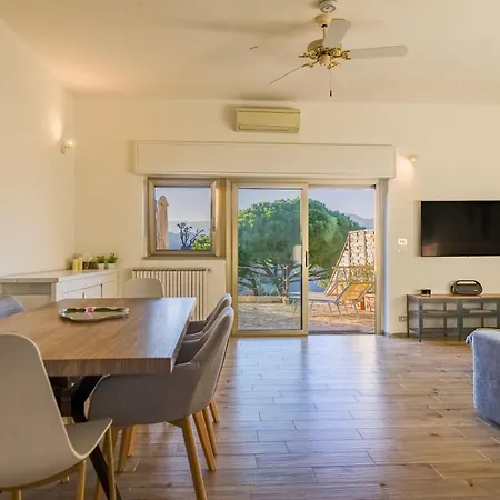 Riders Mansion Villa *